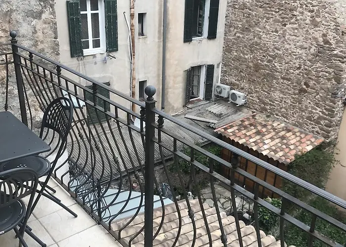 Freres Suquet Sea Apartment Cannes