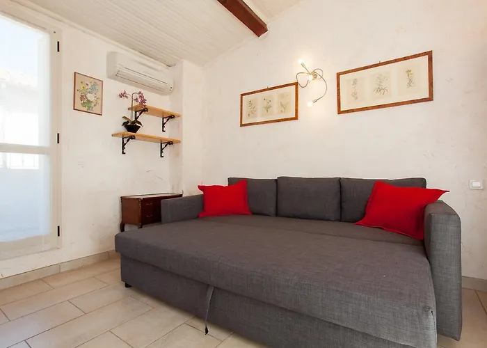 Apartman Freres Suquet Sea